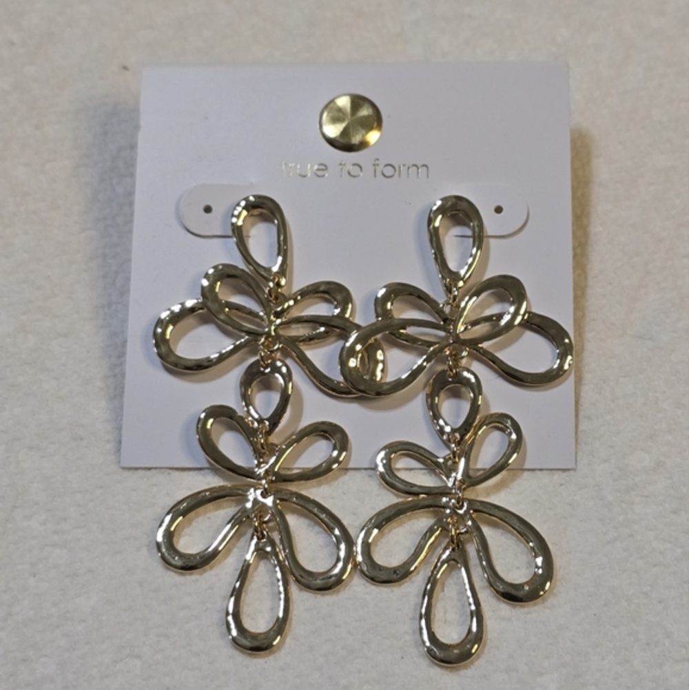 True to Form Gold Tone Statement Floral Chandelier Drop Earrings New!